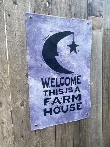 Farmhouse Welcome Wall Hanging | Classic Grey