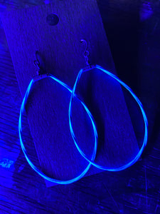 White Blacklight Phosphorescent Guitar String Teardrop Hoop Earrings - thin